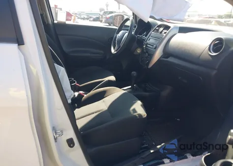 2015 Nissan Versa Note S Plus from USA, damaged, VIN 3N1CE2CP8FL449802